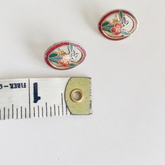 Vintage Floral Enamel Stud Earrings - Picture 3 of 4